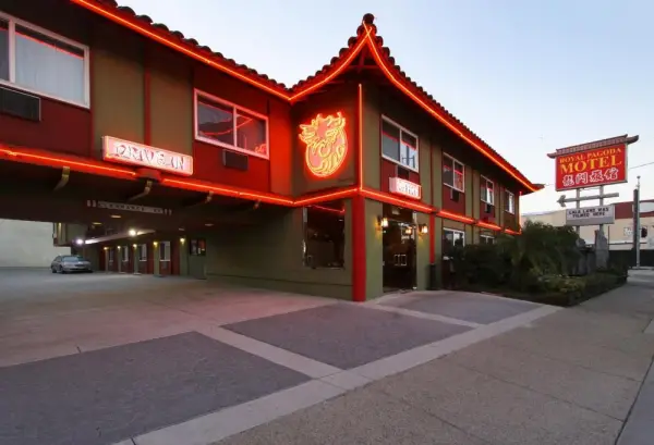 Royal Pagoda Motel Dodger Stadium Main image